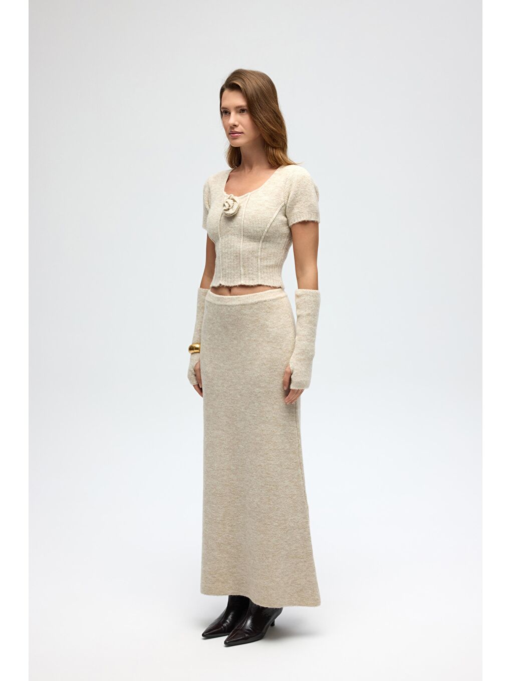Lumi Gül Detay Bej Crop Etek Triko Takım-2