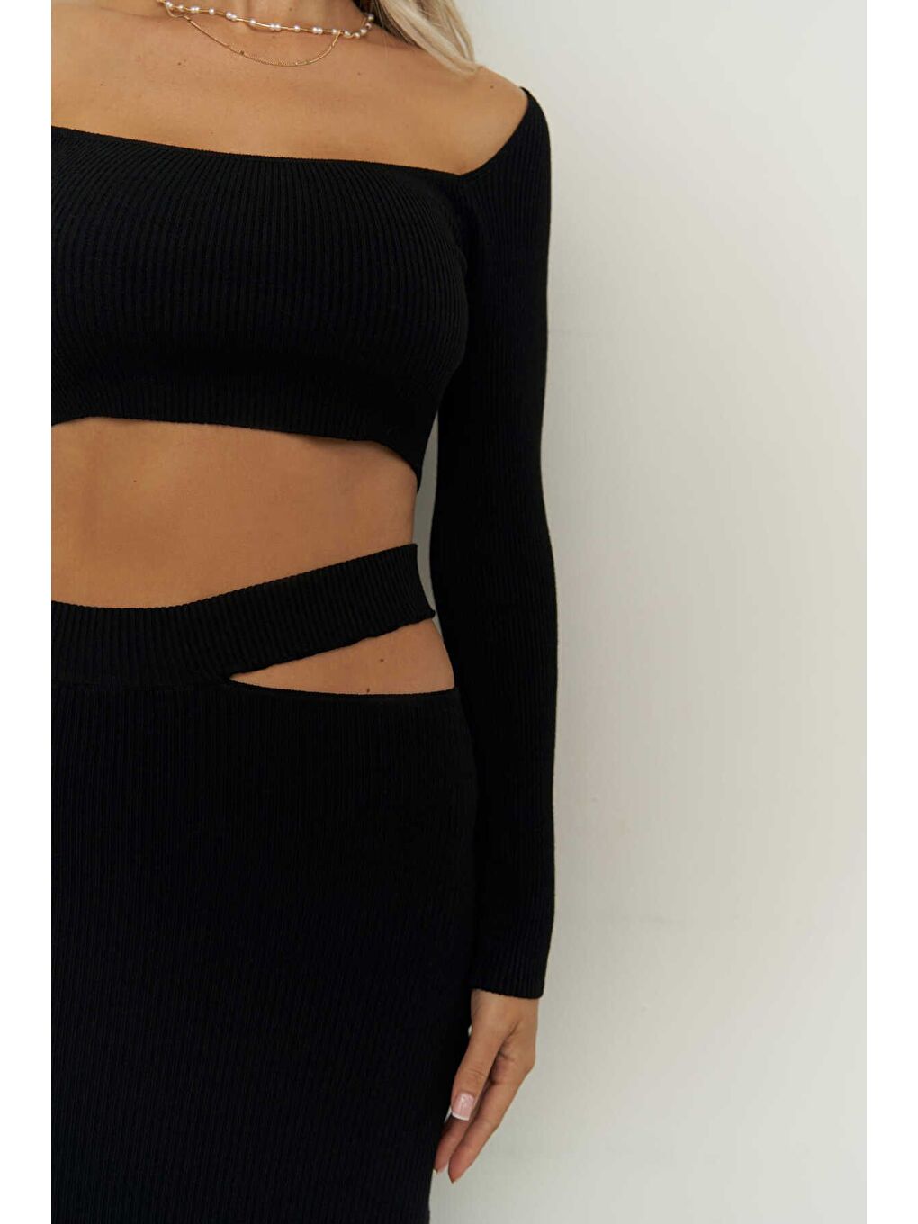 Sabrina Siyah Triko Etek-crop Takım-5