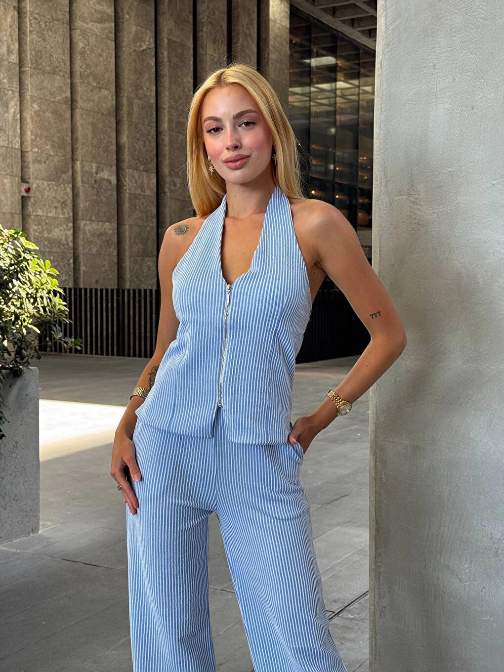 Kadın Mavi Çizgili Önü Fermuarlı Bluz Pantolon İkili Takım HZL25S-ZK13691-1