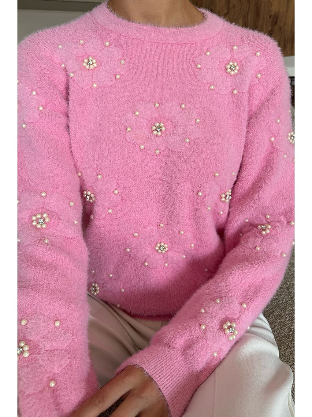 Pembe Kadın Çiçek Baskılı Taşlı Sakallı Triko Kazak (s-m-l Beden Uyumludur.)-2