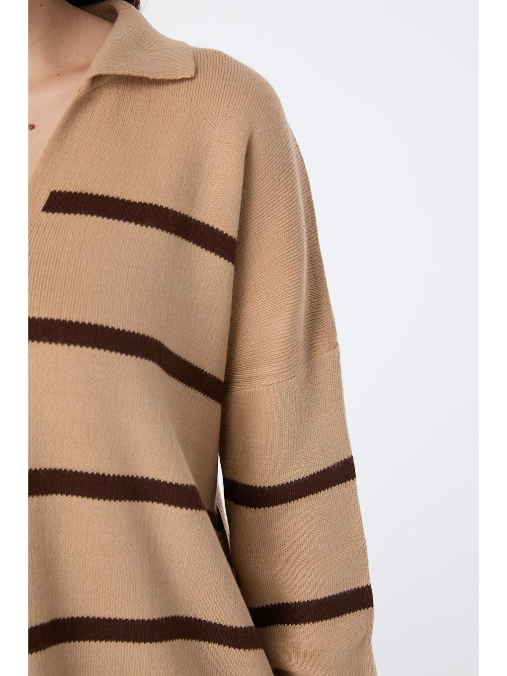 Bej Gömlek Yaka Kadın Vizon Triko Kazak - 23633-4