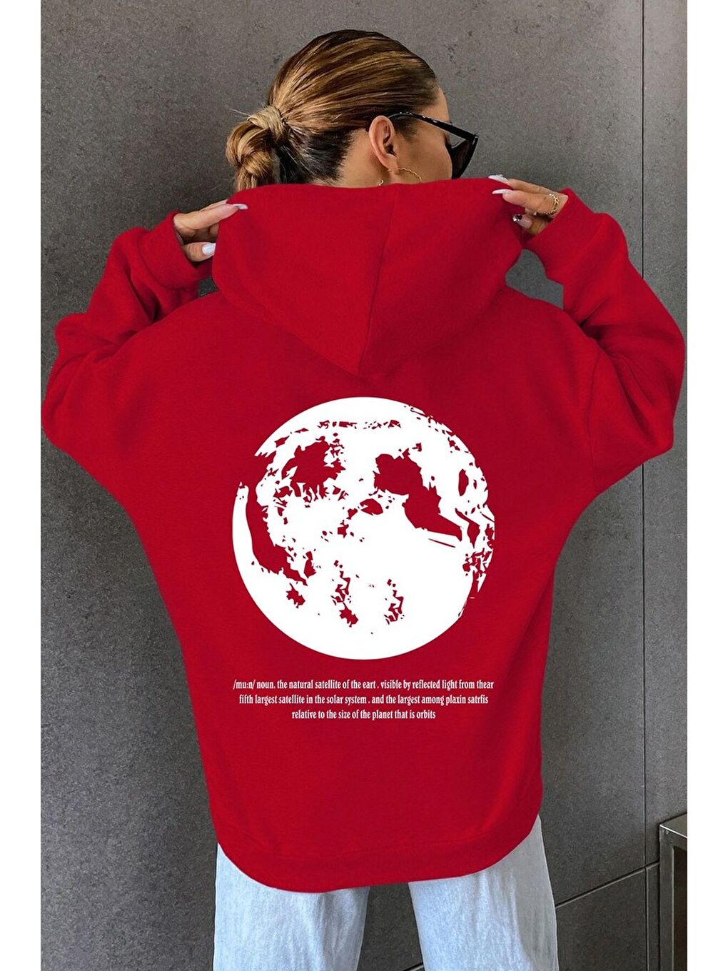 uyguntarz Kırmızı Unisex The Moon Baskılı Sweatshirt