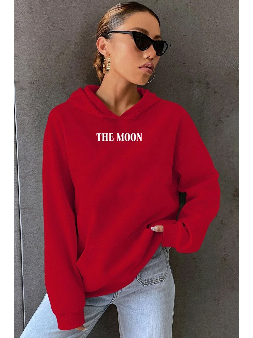 uyguntarz Kırmızı Unisex The Moon Baskılı Sweatshirt - 1