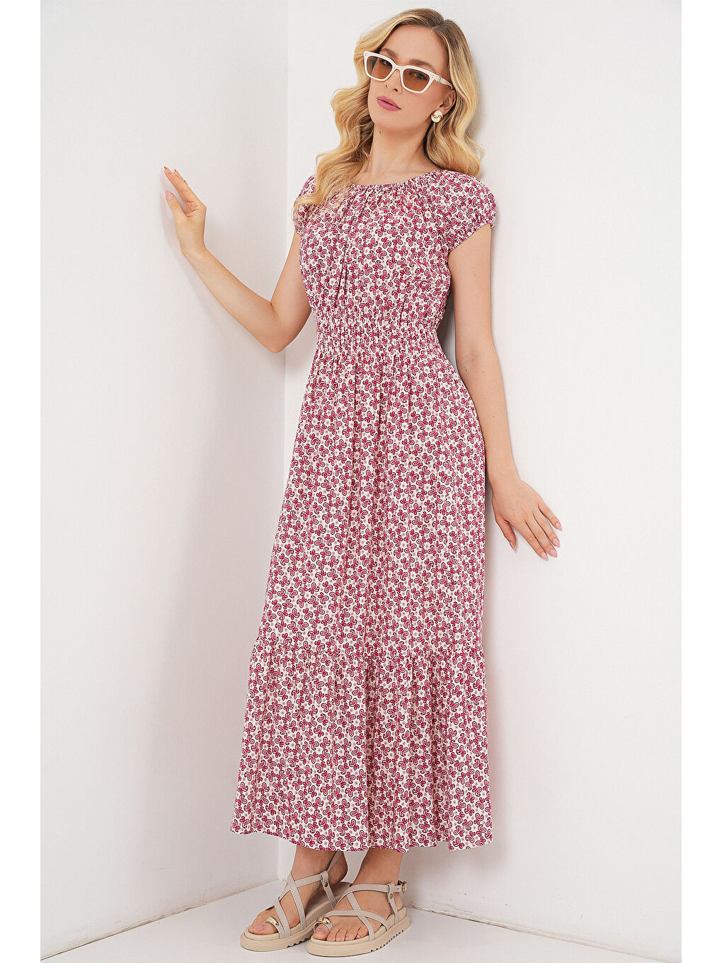 Kadın Yakası Büzgü Detaylı Elbise 2544 - Kırmızı