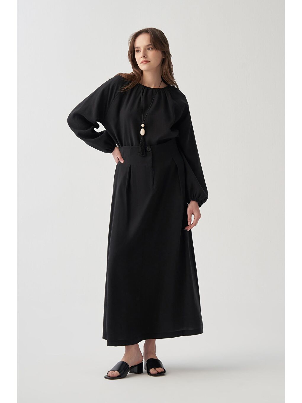 Siyah-Pile Detaylı Etek