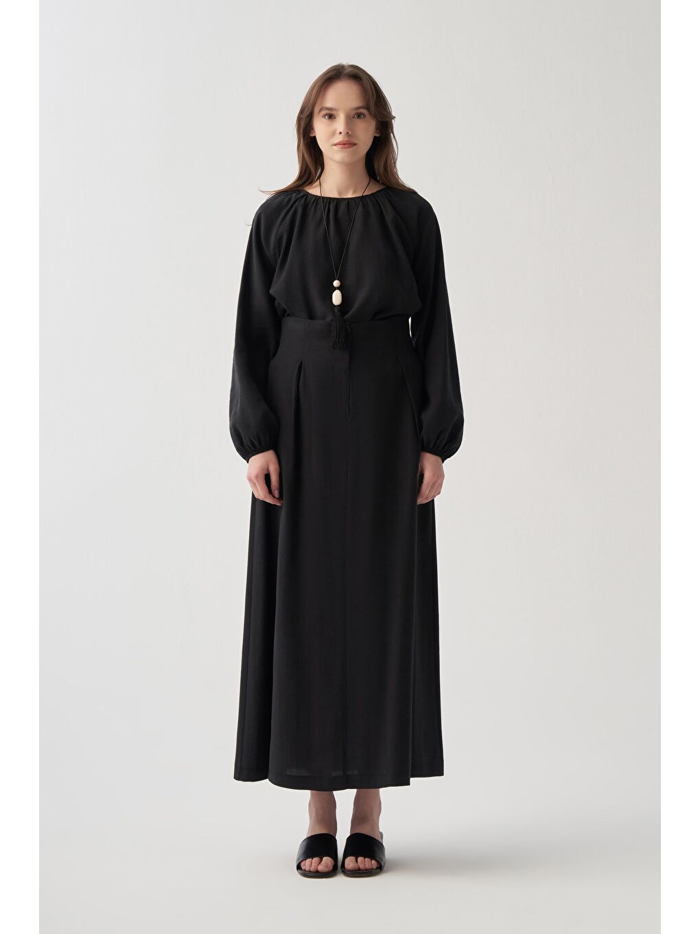 Siyah-Pile Detaylı Etek-1