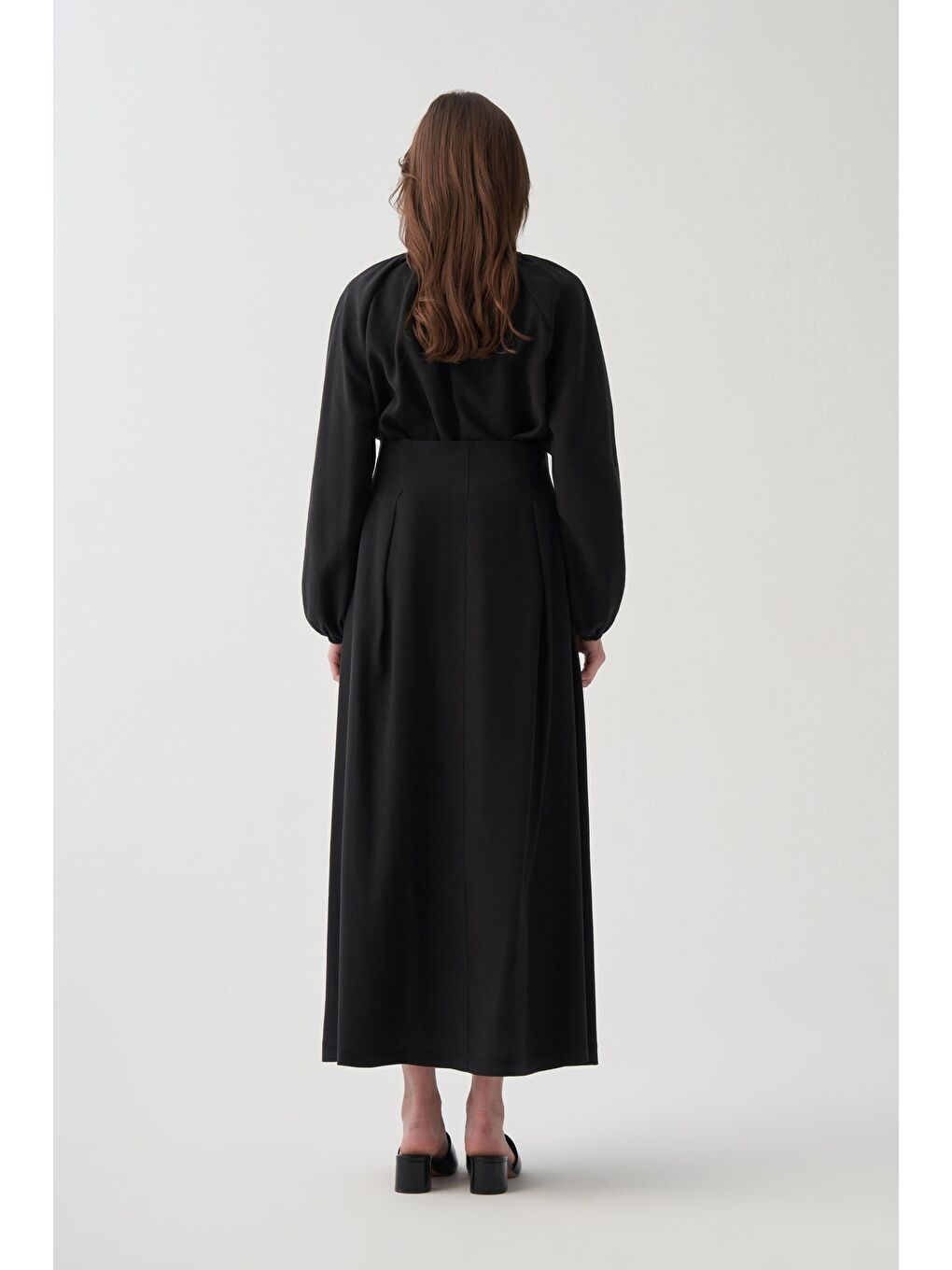 Siyah-Pile Detaylı Etek-3