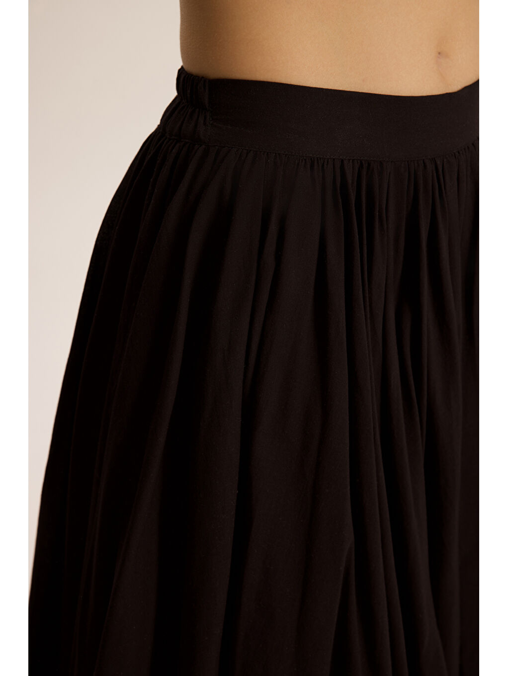 Kevin Çift Kat Siyah Uzun Etek-6