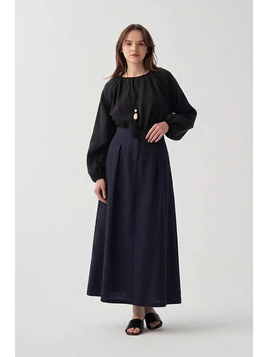 Lacivert-Pile Detaylı Etek