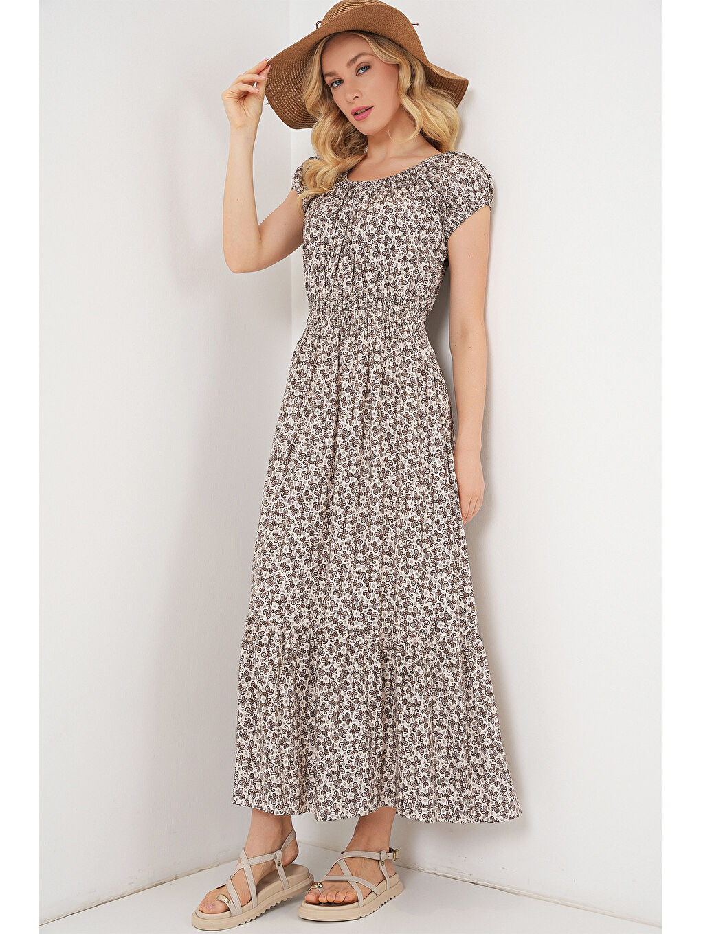 Kadın Yakası Büzgü Detaylı Elbise 2544 - Kahverengi-3