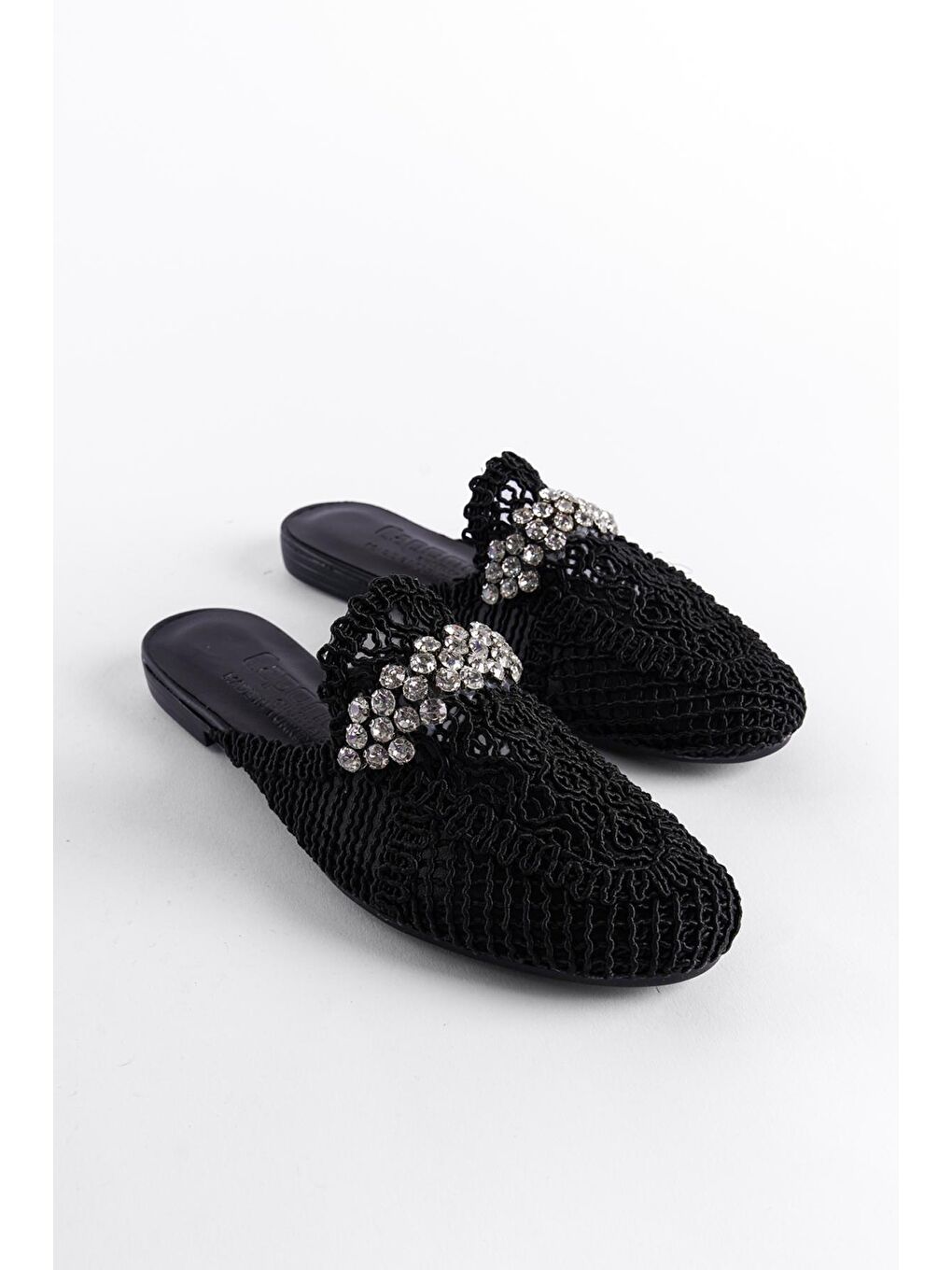 Siyah Örme Triko Taşlı Kapalı Burunlu Kadın Terlik