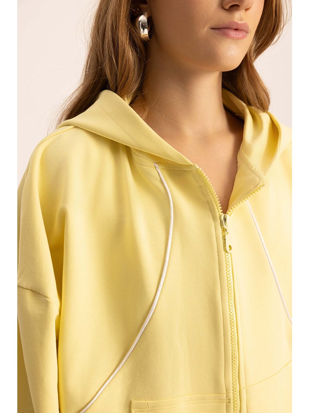 Tyon Şerit Detay Sarı Kapüşonlu Crop Eşofman Takım-5