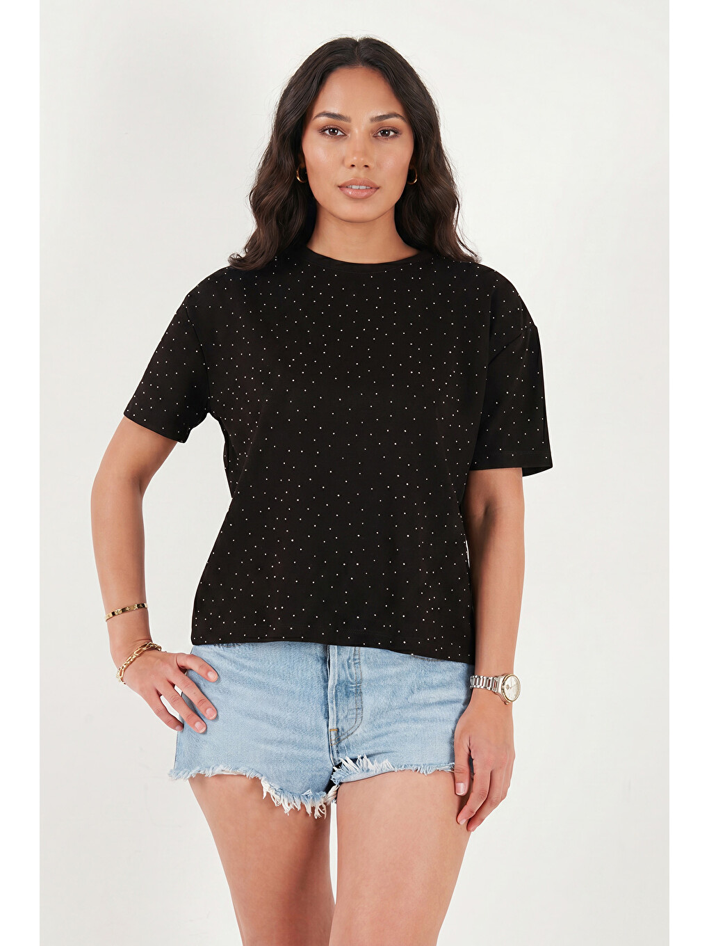 Siyah Rahat Kalıp Bisiklet Yaka Taş Detaylı Kadın T Shirt 5866943-1