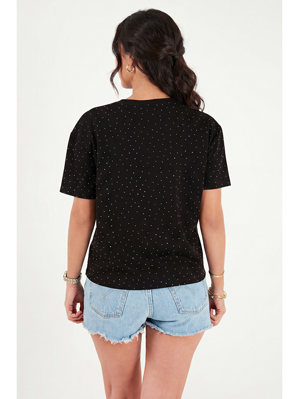 Siyah Rahat Kalıp Bisiklet Yaka Taş Detaylı Kadın T Shirt 5866943-6