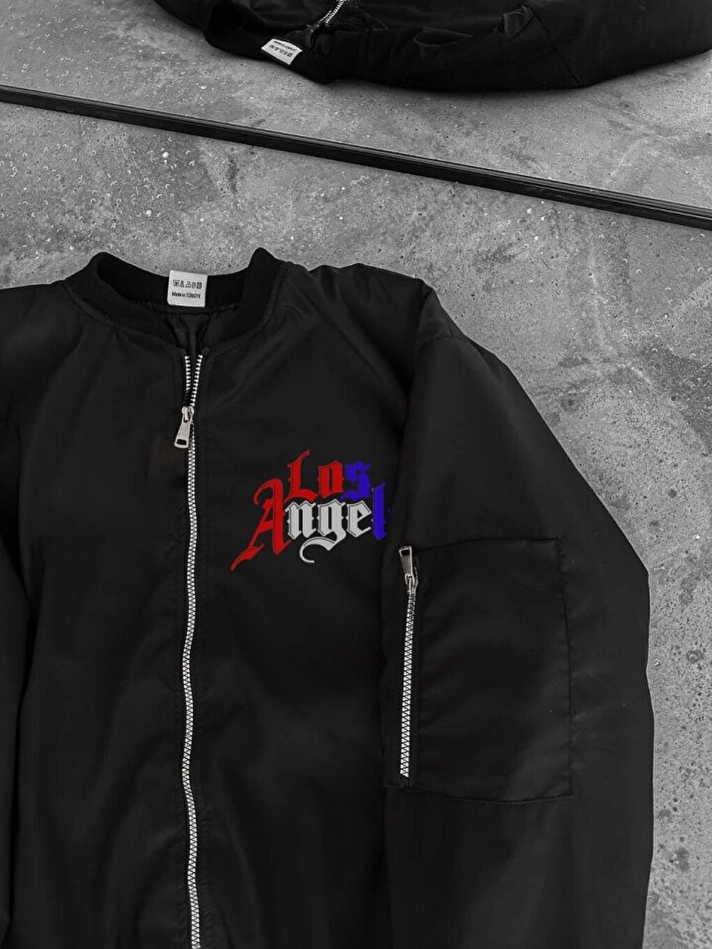 Tam Fermuarlı Uzun Kol Baskılı Bomber Ceket - Siyah-2