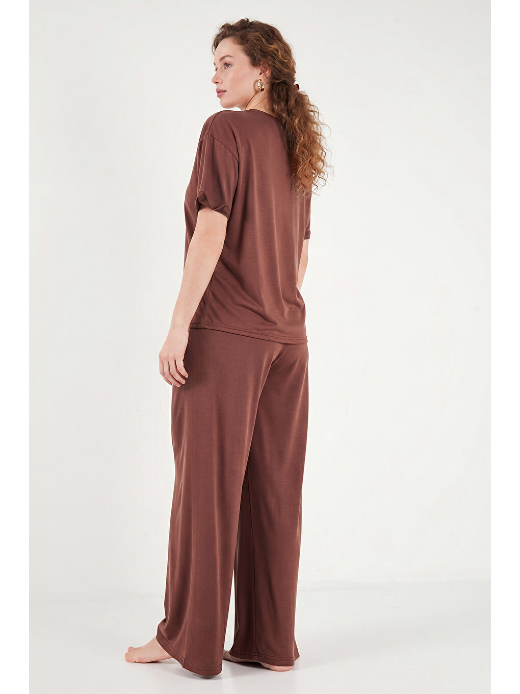 Kahverengi Yumuşak Dokulu Bisiklet Yaka Lastikli Bel Kısa Kollu Kadın Pijama Takımı 65720102-6