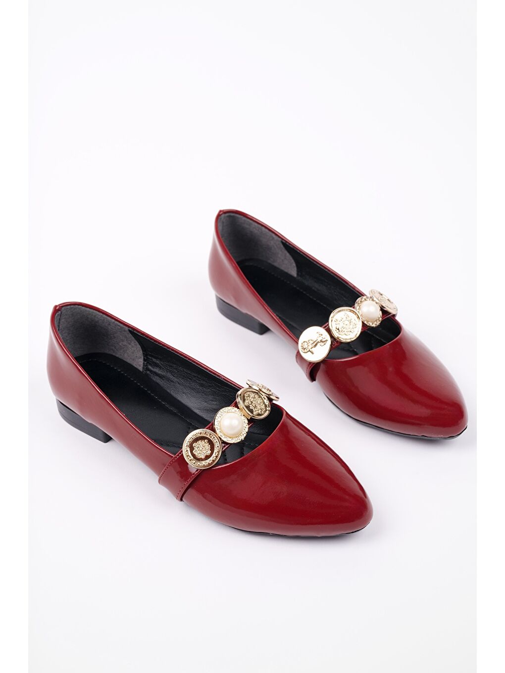 Bordo POENA Broş Detaylı Tek Bantlı Günlük Kadın Babet-2