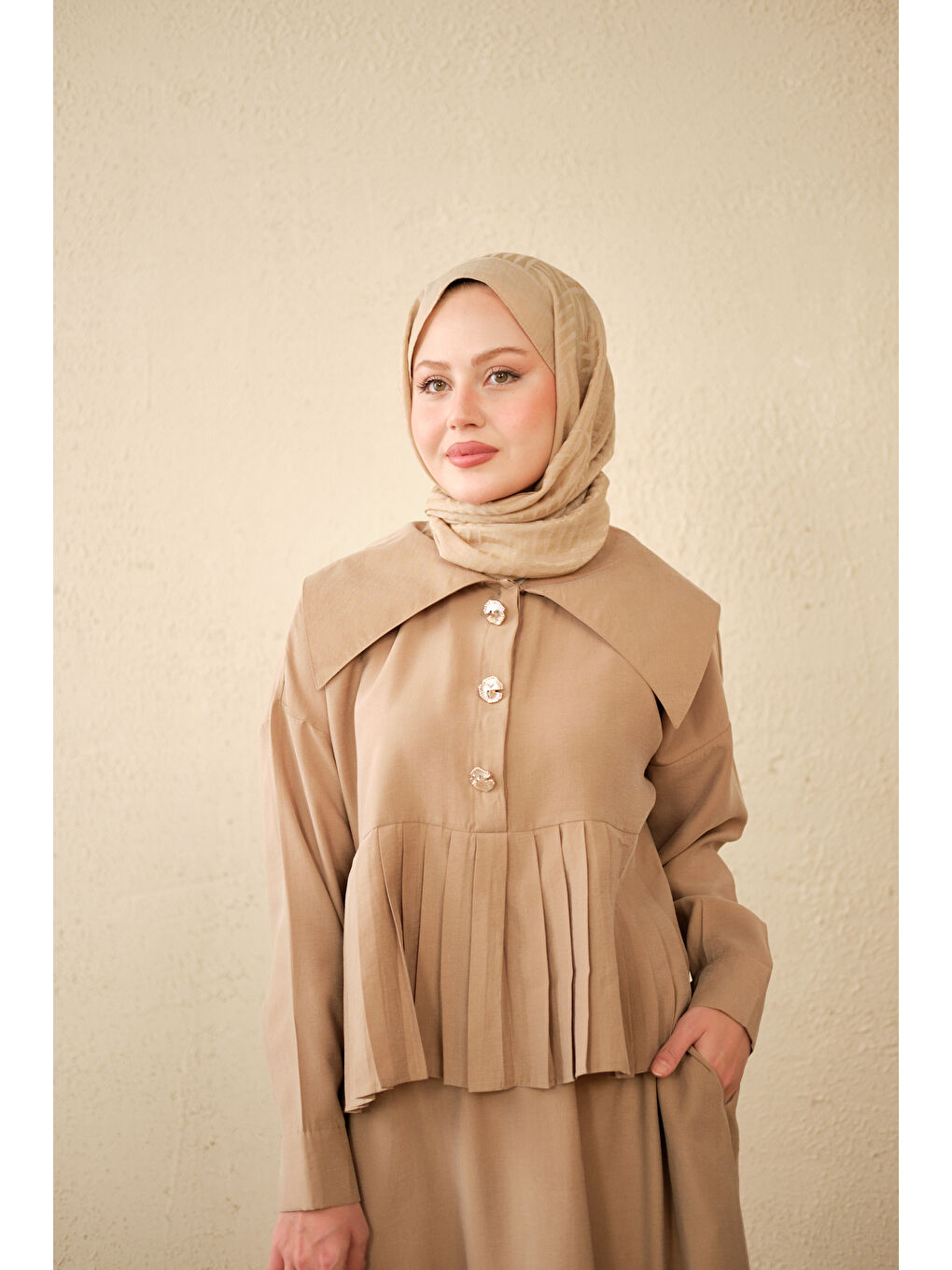 Bej Kadın Gemici Yaka Fırfır Detay Takım Vizon-2