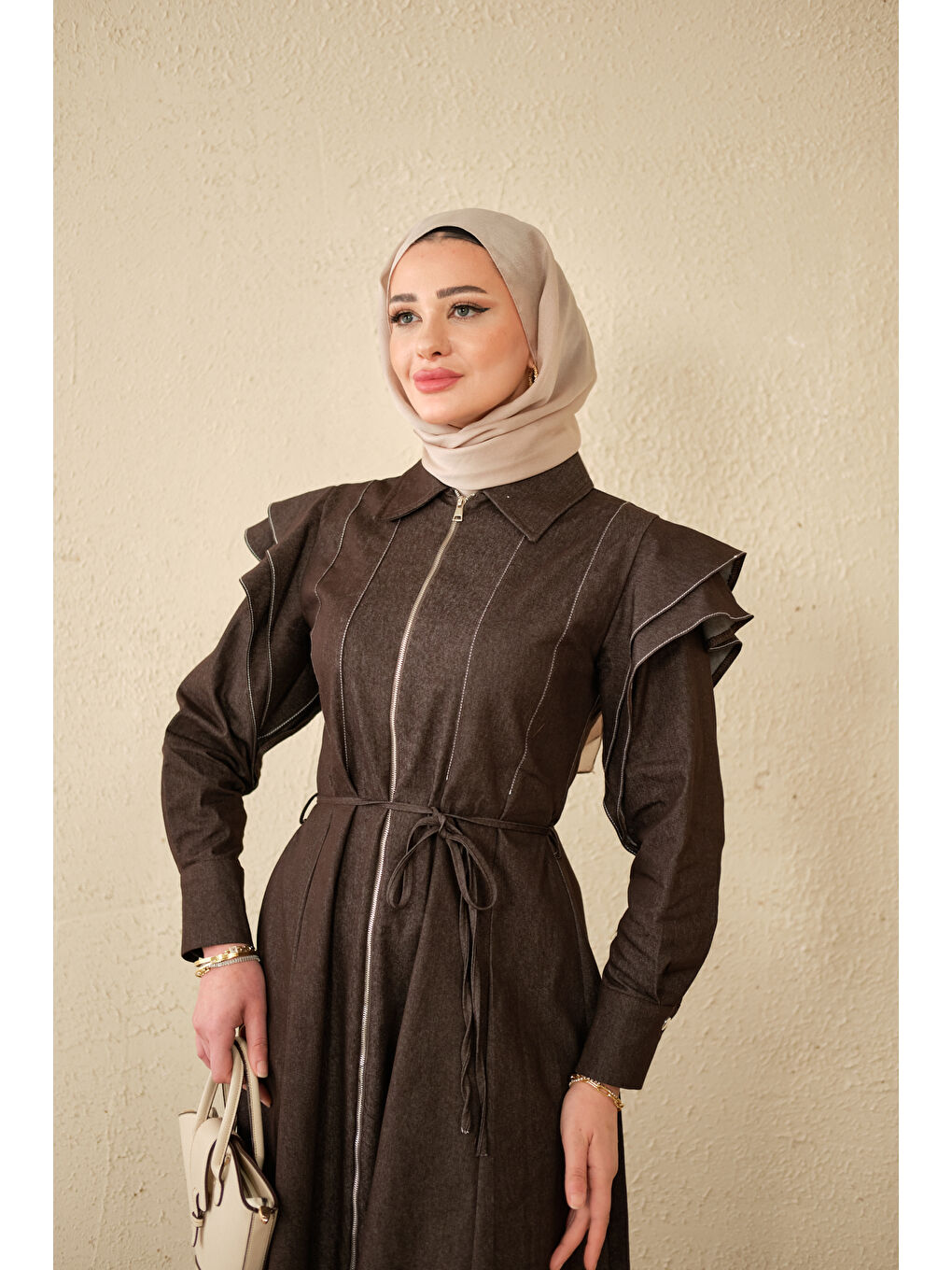 Kadın Dikiş Detay Omuz Büzgülü Jean Elbise Kahverengi-2