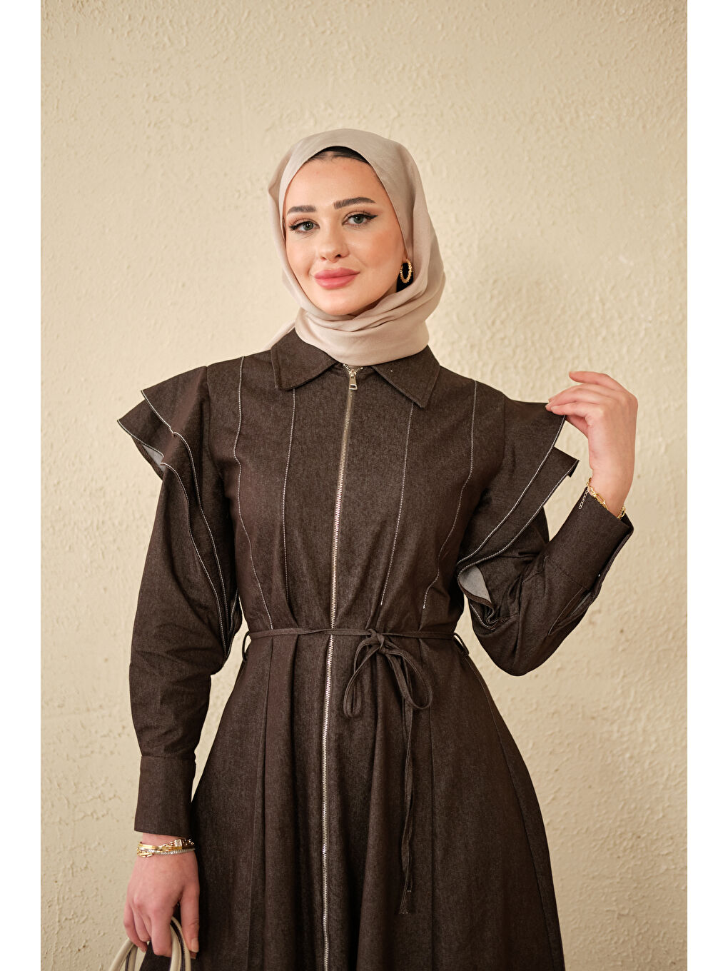 Kadın Dikiş Detay Omuz Büzgülü Jean Elbise Kahverengi-4