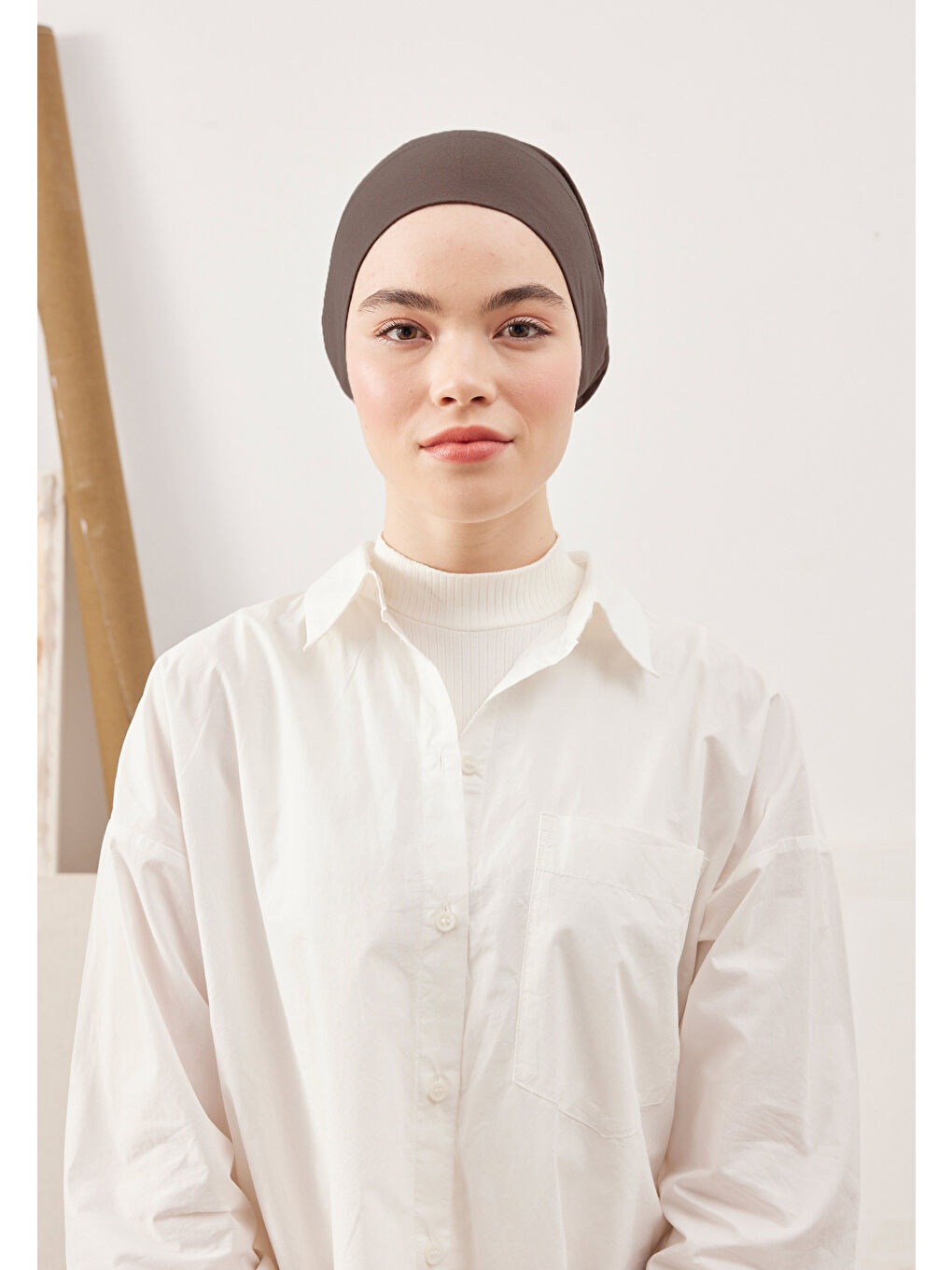 Kahverengi Geniş Hacimli Pratik Bone Koyu Vizon-1