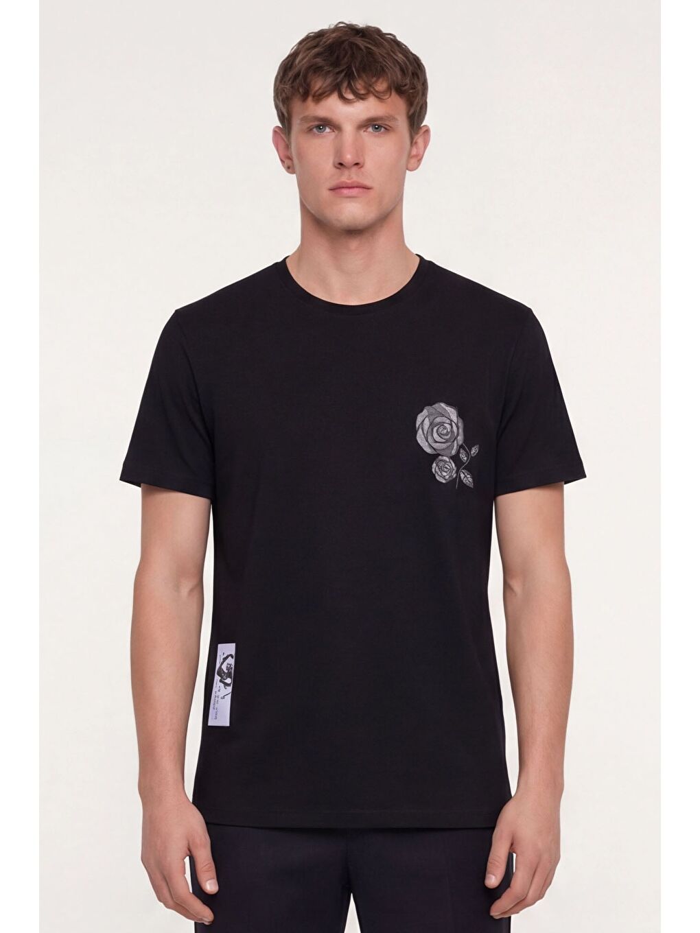 Giotelli Siyah Nakışlı Bisiklet Yaka Erkek Tişört