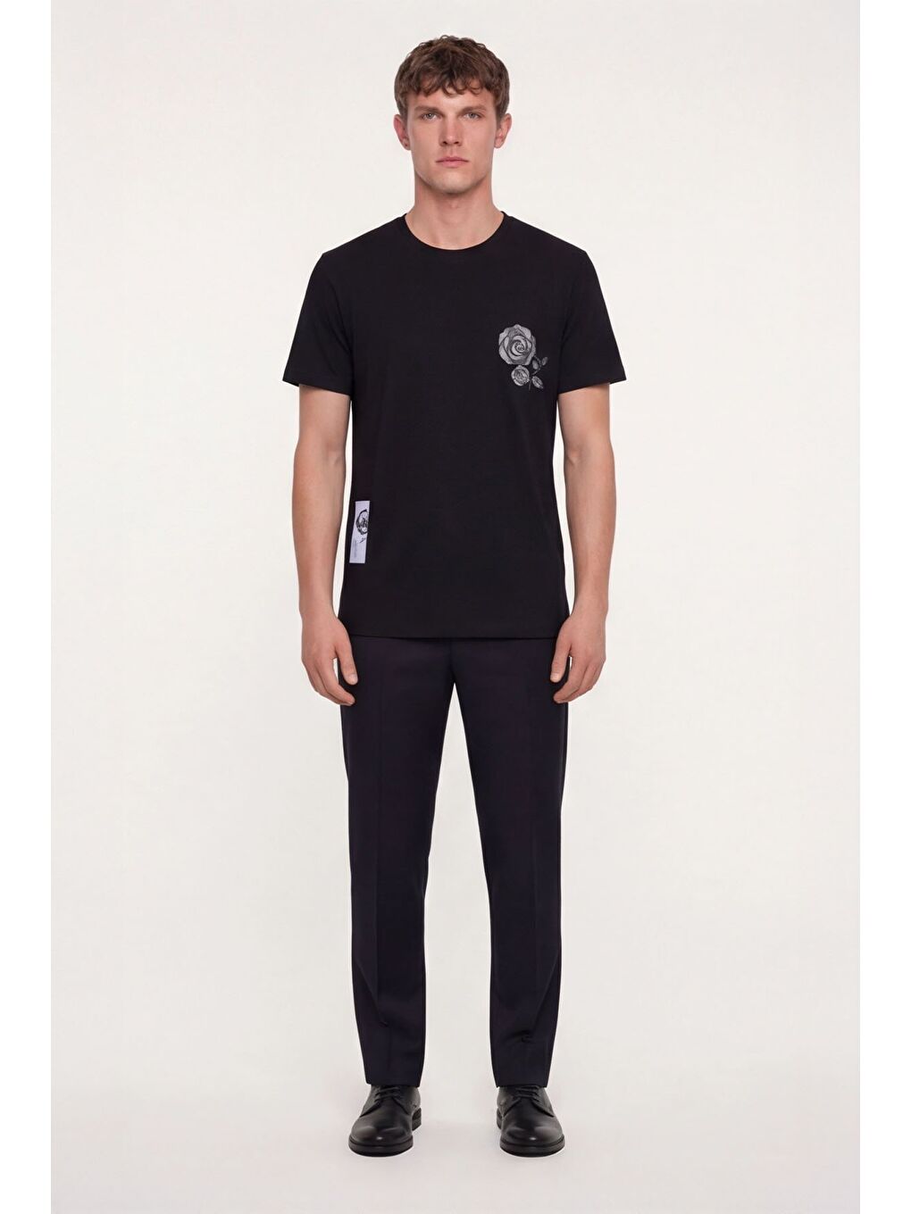 Giotelli Siyah Nakışlı Bisiklet Yaka Erkek Tişört-1