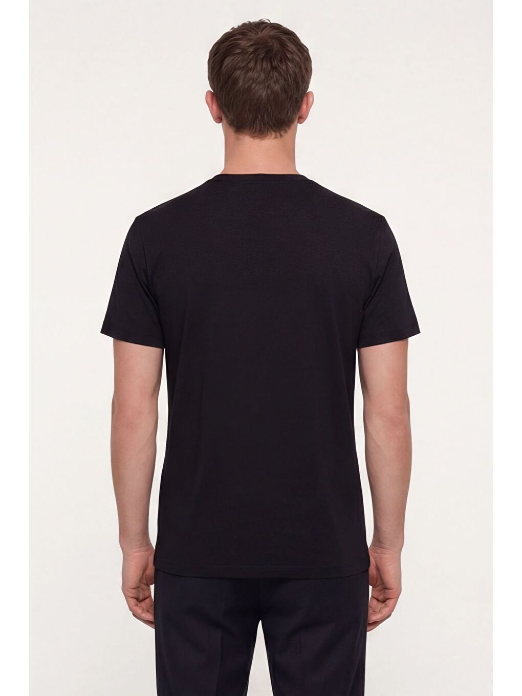 Giotelli Siyah Nakışlı Bisiklet Yaka Erkek Tişört-3