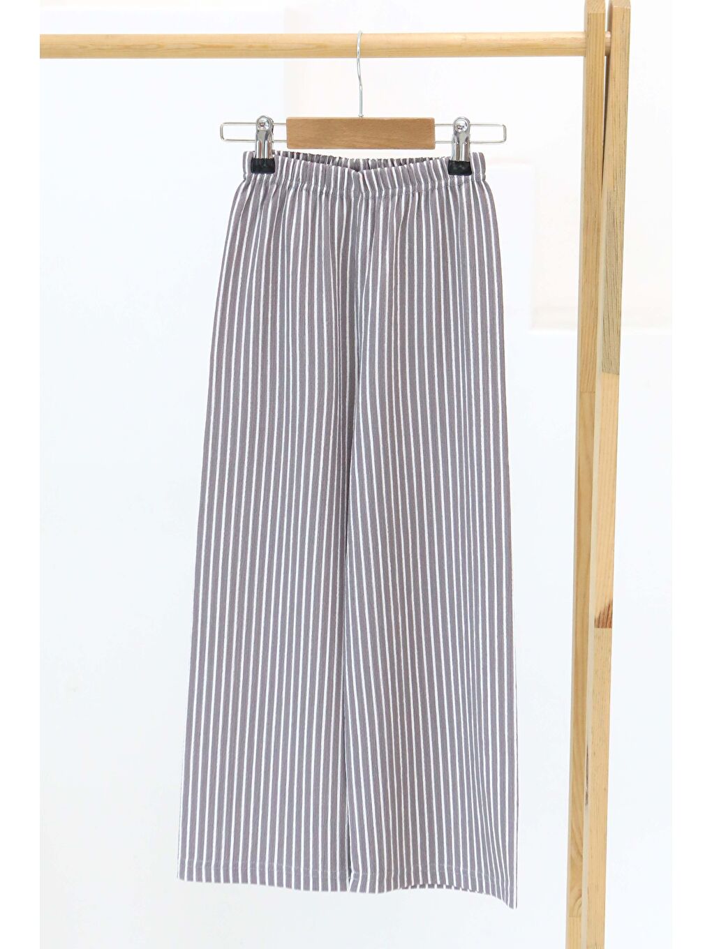 Kız Çocuk Gri Çizgili Pantolon - 27306