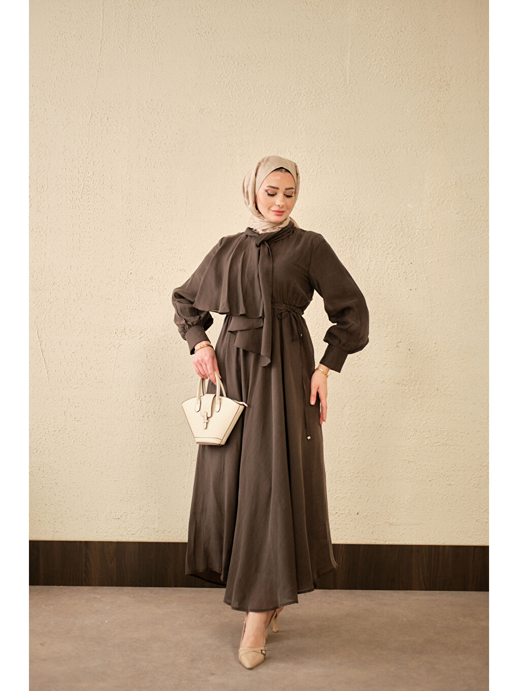 Kadın Tül Detay Şal Yaka Bel Bağlamalı Elbise Kahverengi-3