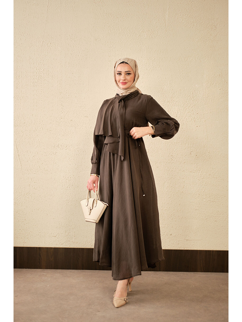 Kadın Tül Detay Şal Yaka Bel Bağlamalı Elbise Kahverengi-4