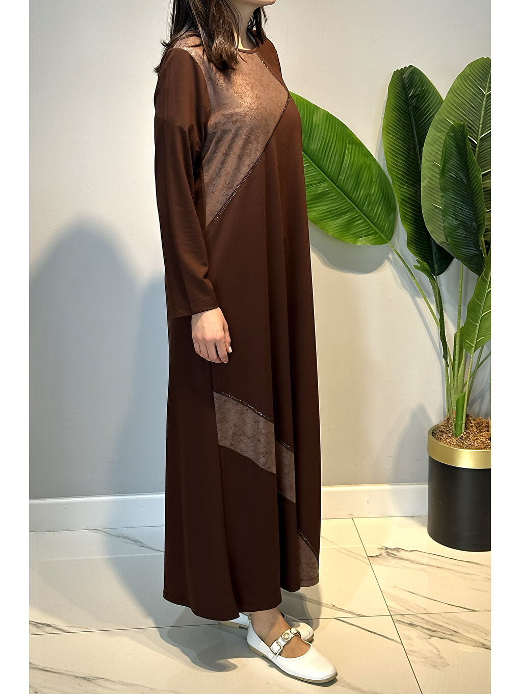 Kahverengi Penye Deri ve Taş Detaylı Elbise 45-82 Kahve-1