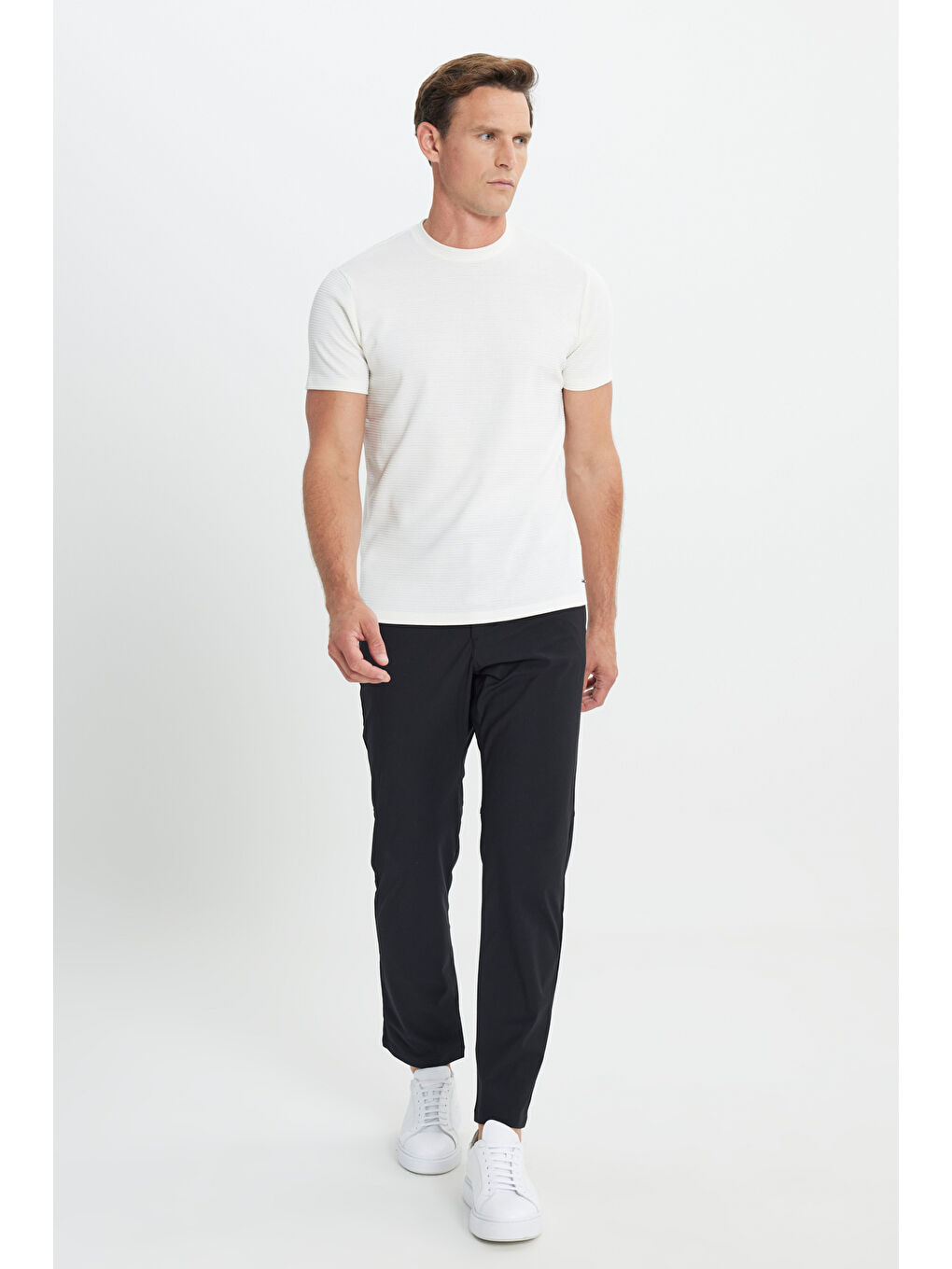 Erkek Siyah 360 Her Yöne Esneyen Slim Fit Dar Kesim Yan Cep Pantolon-2