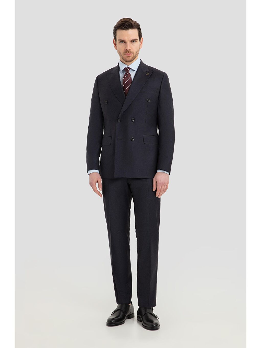 Yün Karışımlı Kruvaze Sivri Yaka Takım Elbise Lacivert-1