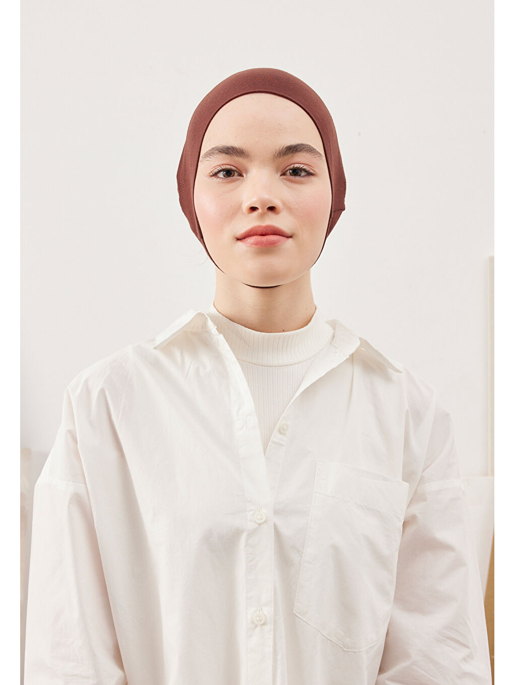 Kahverengi Geniş Hacimli Pratik Bone Açık Kahve-1