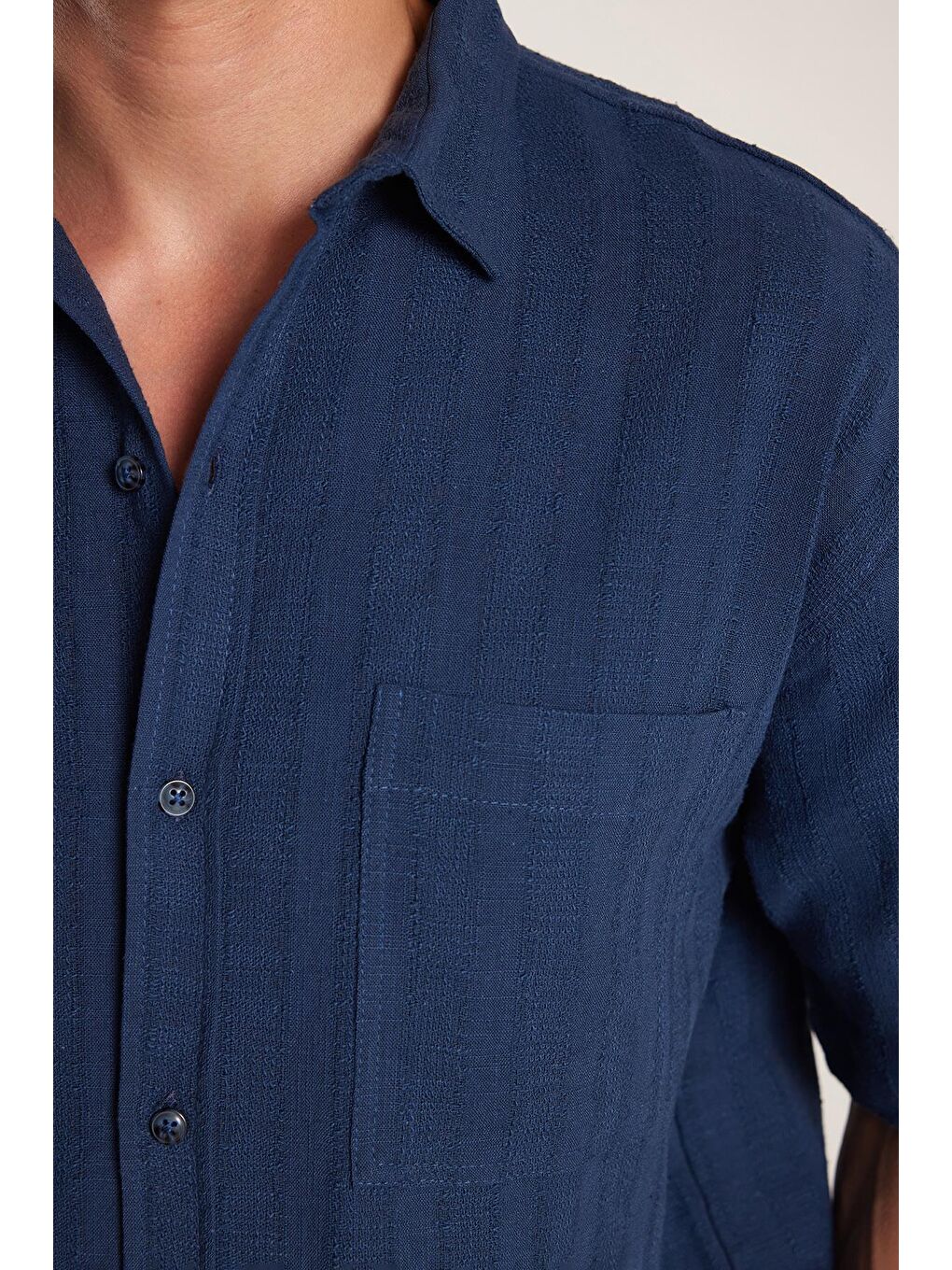 Erkek Relax Fit Premium Seri Pamuklu Keten Kısa Kollu Cepli Spor Yaka İndigo Gömlek-2