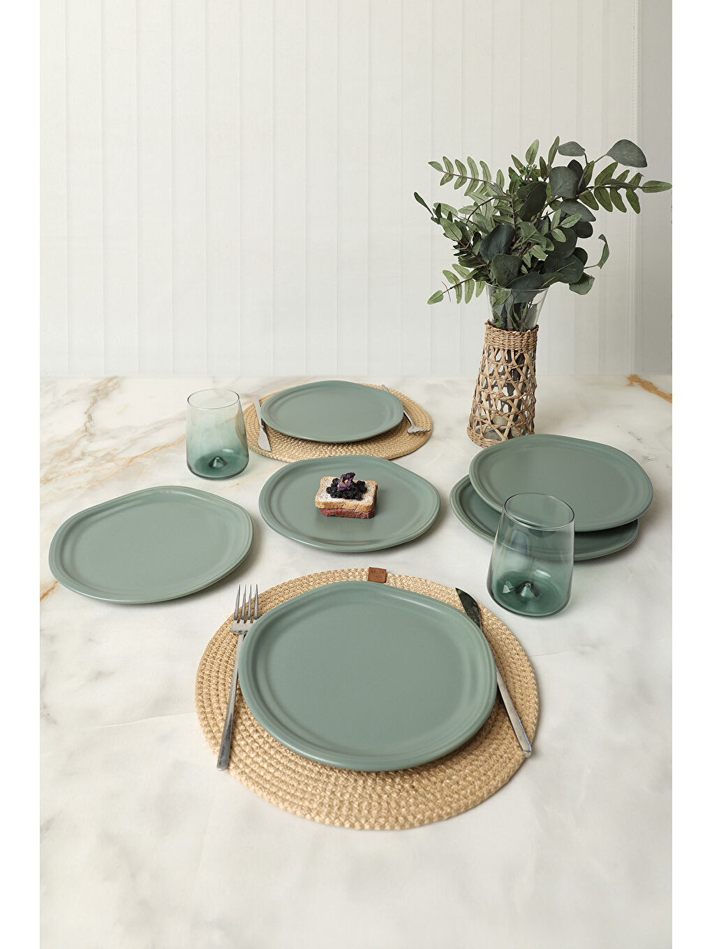 Mat Yeşil Bloom Pasta Tabağı 24 Cm 6 Adet-4