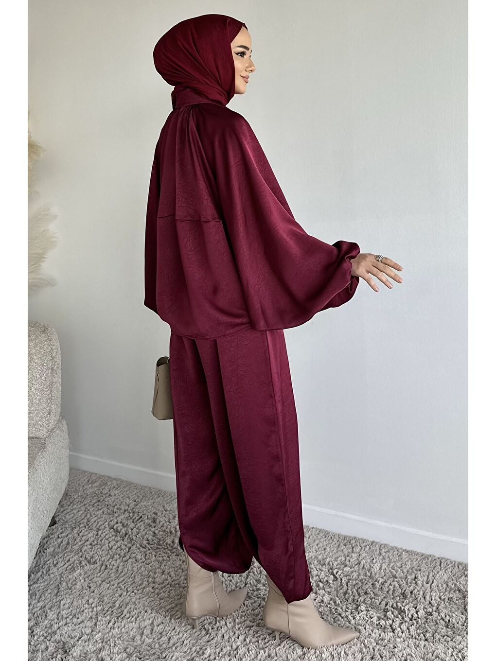 Mürdüm Gülseli Tesettür Yarasa Kol Saten Ceket Bel Lastikli Pantolon İkili Takım-7