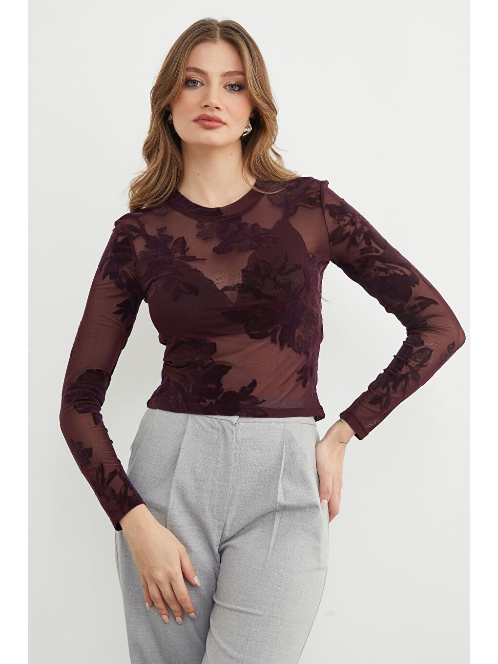 Mürdüm Beli Drapeli Çiçek Desenli Transparan Bluz-4