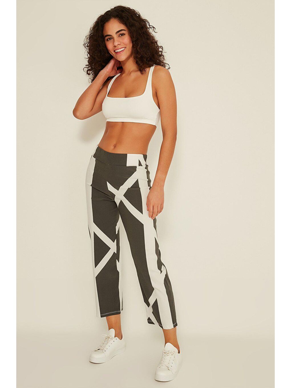 723 Kadın İspanyol Paça Eşofman Altı Siyah-1