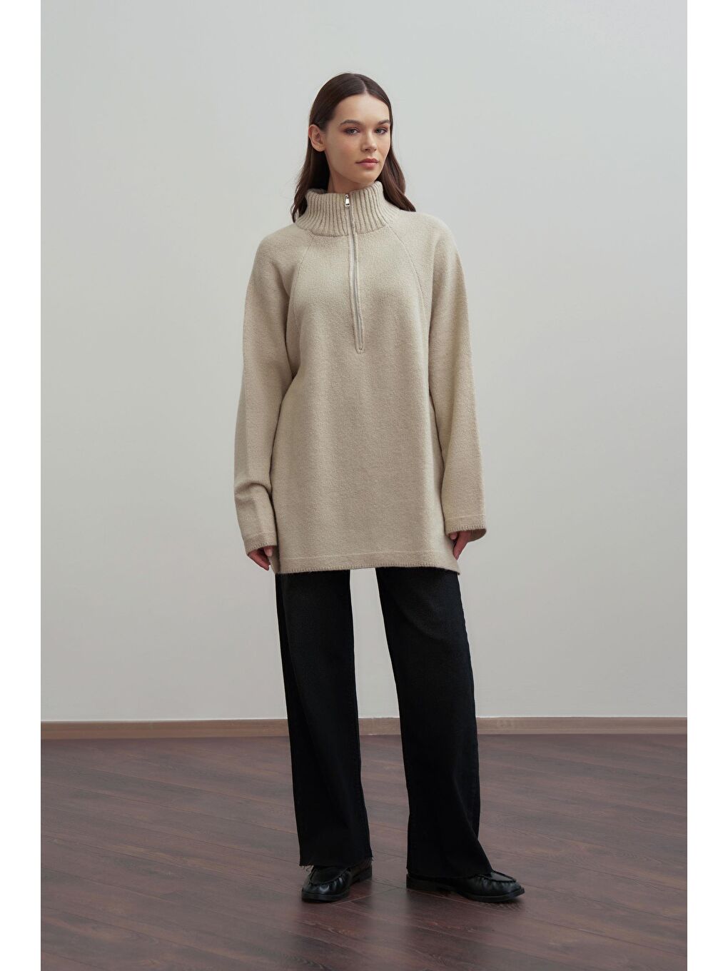 Bej Taş-Yarım Fermuarlı Kazak-1