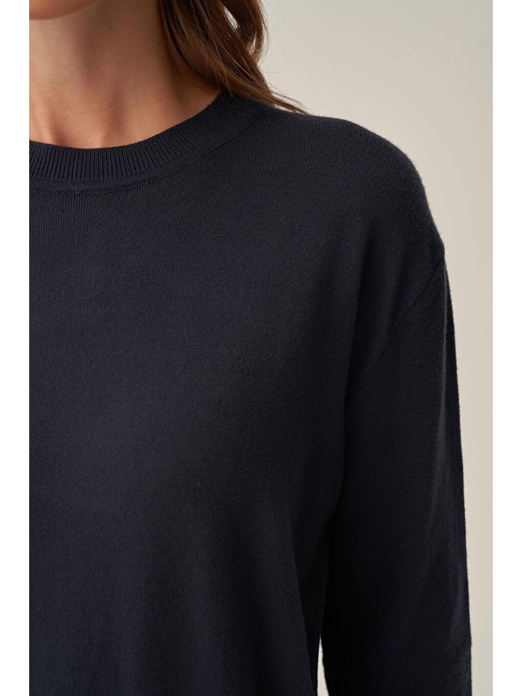 Lacivert-Bilekte Dügme Detaylı Kazak-4