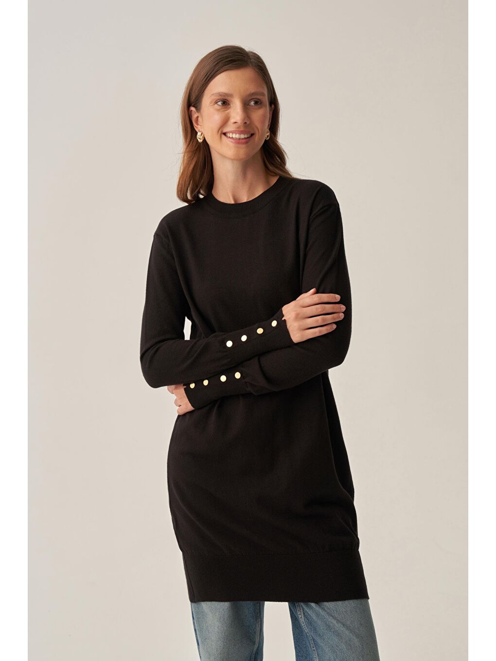 Siyah-Bilekte Dügme Detaylı Kazak-3