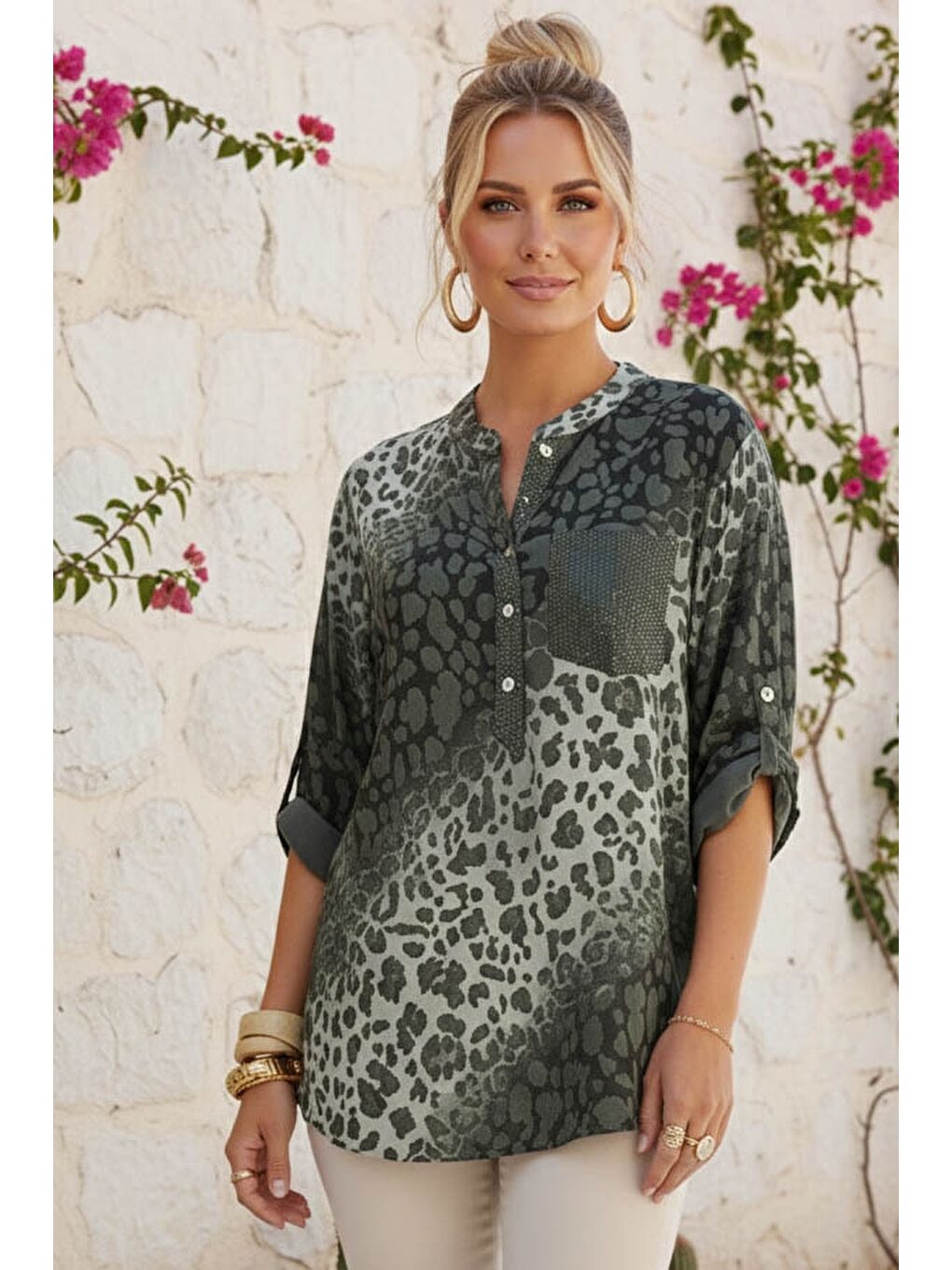 İtalyan Haki Hakim Yaka Düğmeli 3/4 Kol Desenli Pullu Cepli Casual Viskon Bluz 75 60-2