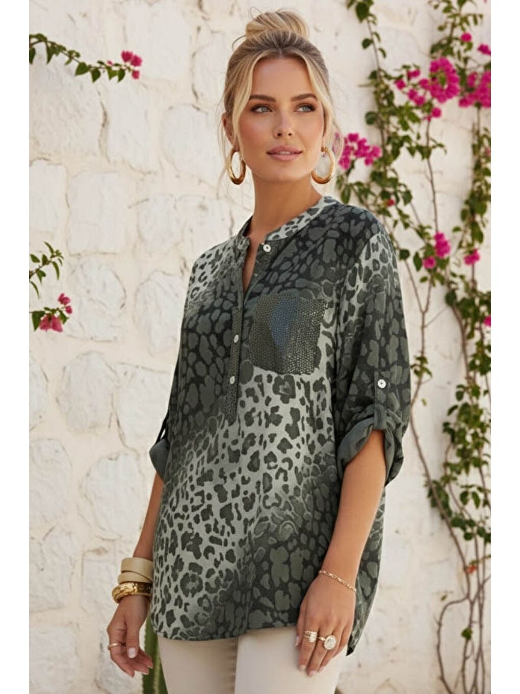 İtalyan Haki Hakim Yaka Düğmeli 3/4 Kol Desenli Pullu Cepli Casual Viskon Bluz 75 60-3