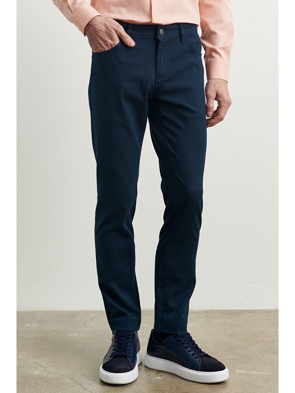 Erkek Lacivert Slim Fit Dar Kesim Armürlü Esnek Casual Pantolon
