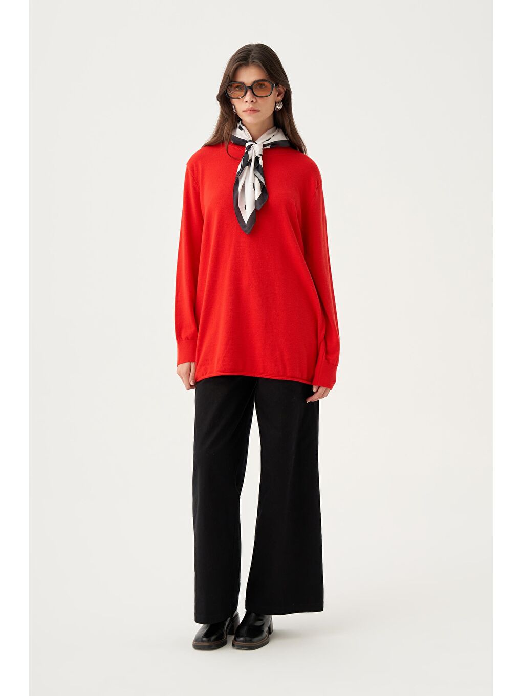 Kırmızı-Etek Ucu Pis Kıvırma Triko Kazak-1