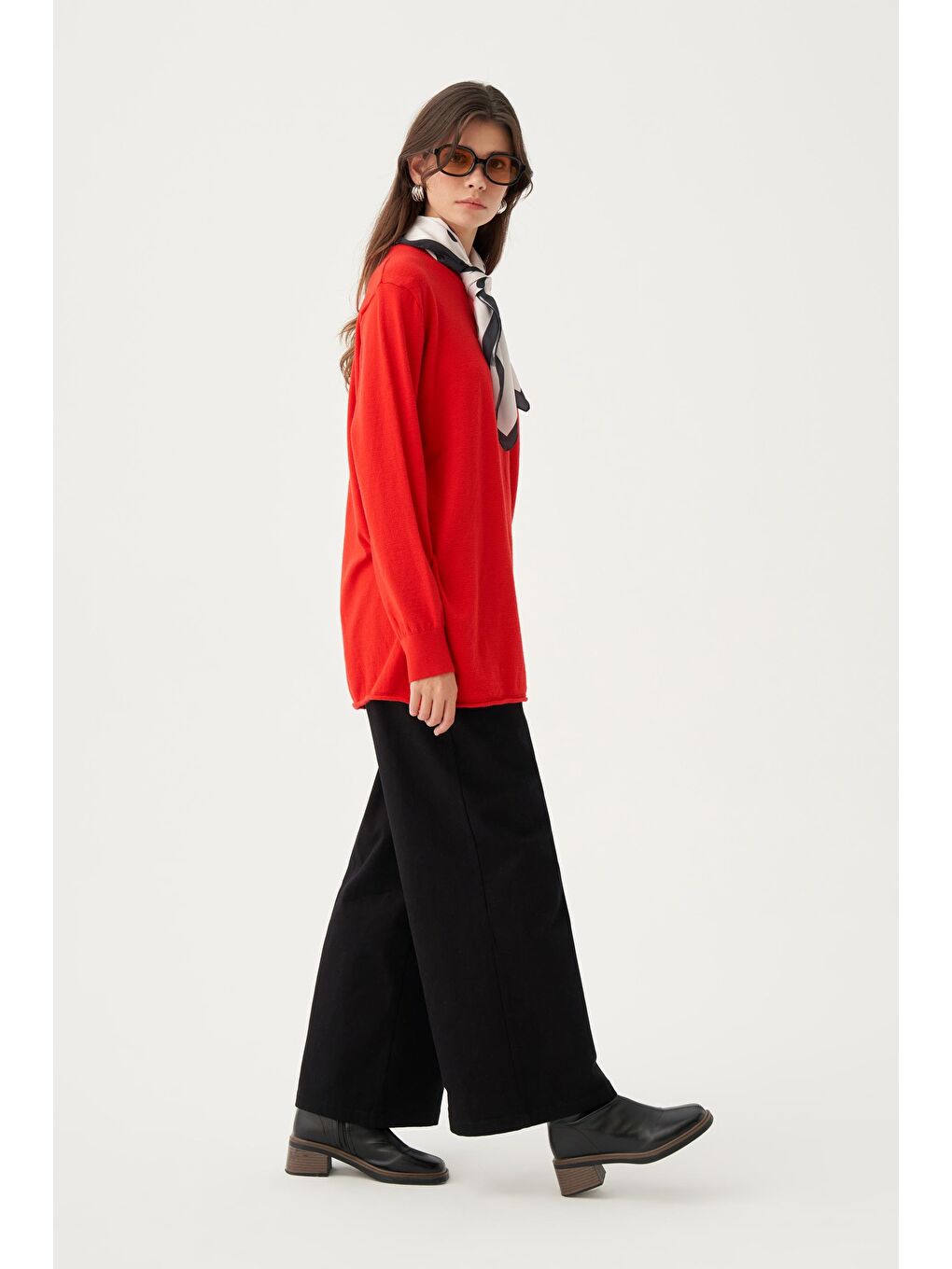 Kırmızı-Etek Ucu Pis Kıvırma Triko Kazak-2