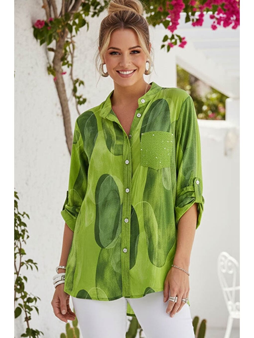 İtalyan Fıstık Yeşili Hakim Yaka Düğmeli 3/4 Kol Geometrik Desenli Pullu Cepli Viskon Bluz 75 65-2