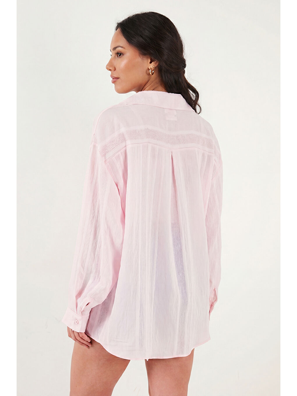 Pembe Rahat Kesim Viskon Karışımlı Uzun Kollu Kadın Gömlek 6834914-6